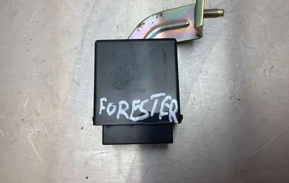 Subaru Forester SG Window wiper relay RK0098