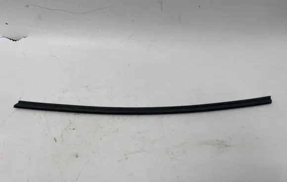 Porsche 911 Rubber seal front coupe door window 911531931 37540 03C4