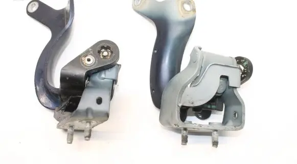 Audi Q7 4L Tailgate/trunk/boot hinge 4L0827300B 4L0827299B