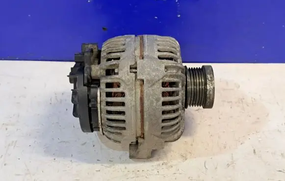 Volvo XC90 Generator/alternator 36012358 0124525060