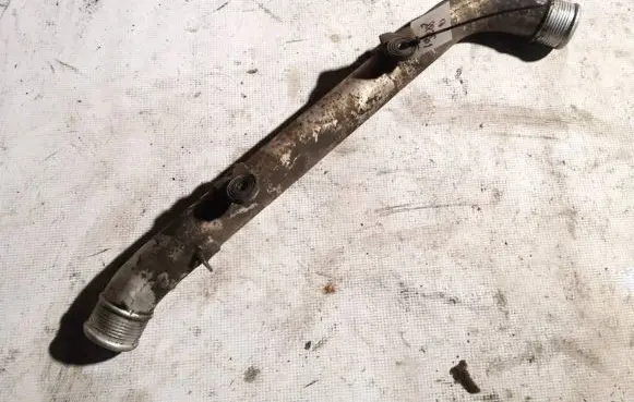 Audi Q7 4L Intercooler hose/pipe