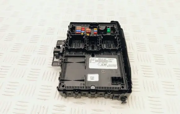 Ford Focus Fuse module JX6T15604BJH