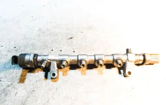 Audi Q5 SQ5 Fuel main line pipe 057130764AB 03L906054