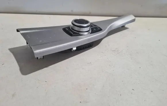 BMW 3 F30 F35 F31 Head unit multimedia control 6582949006702