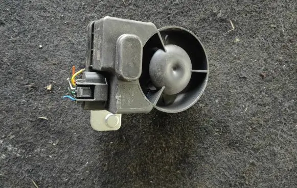 Hyundai i40 Alarm system siren 958703Z000