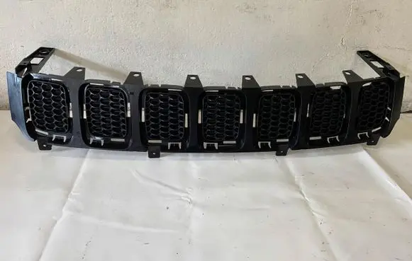 Jeep Cherokee Front bumper upper radiator grill 4010170340AB