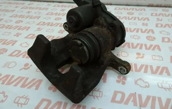 Audi A4 S4 B8 8K Front brake caliper