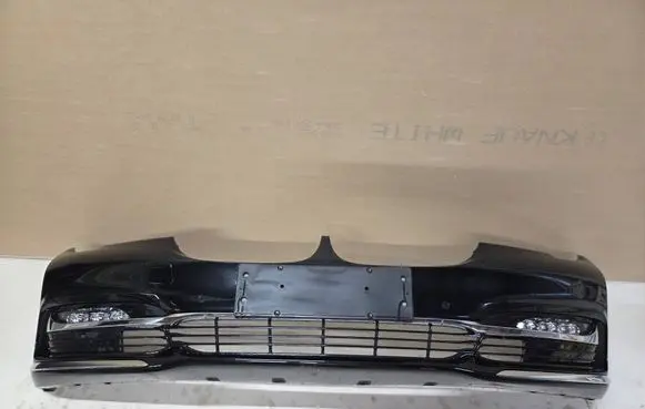 BMW 7 G11 G12 Front bumper 7437899 7409353