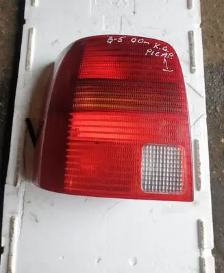 Volkswagen PASSAT B5 Rear/tail lights 3B9945111F
