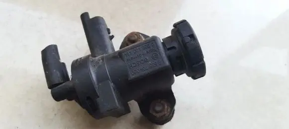 Peugeot 607 Turbo solenoid valve 9635704380 0928400414