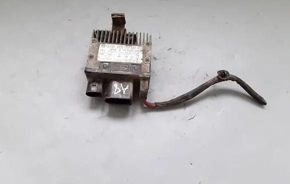 Audi A8 S8 D3 4E Coolant fan relay 8E0959501P 898092000