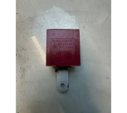 Mitsubishi Canter Window wiper relay 0521002640