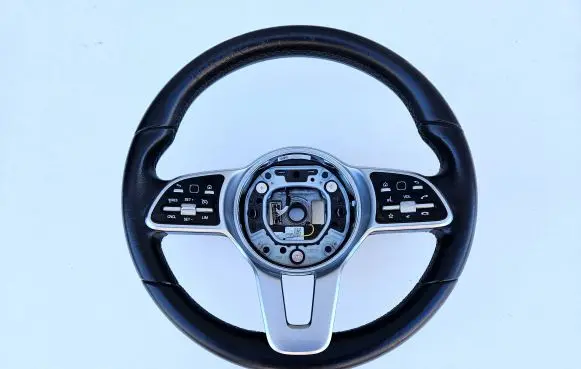 Mercedes-Benz CLA C117 X117 W117 Steering wheel A0040053699