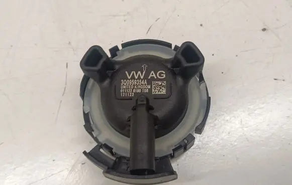 Volkswagen Arteon Shooting Brake Airbag deployment crash/impact sensor 3Q0959354A