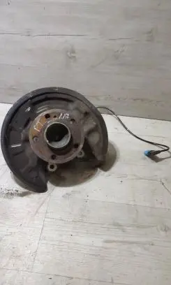 Mercedes-Benz CLA C117 X117 W117 Rear wheel hub