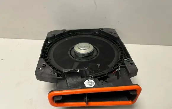 BMW X1 U11 Subwoofer speaker 5B4E646 9442224