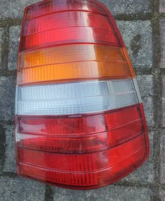 Mercedes-Benz E W124 Rear/tail lights 0253392R3 ULO383