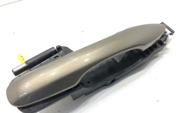 Toyota Yaris Rear door exterior handle 