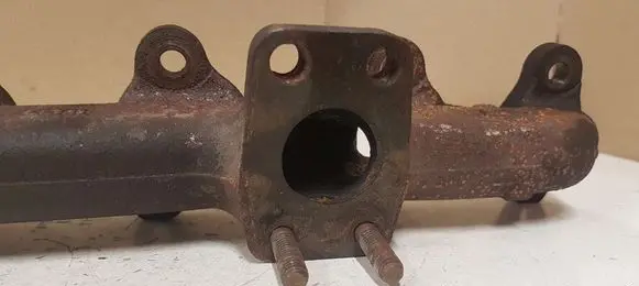 Volvo V70 Exhaust manifold 725711 120711