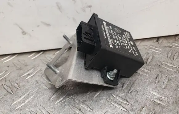 Audi A8 S8 D3 4E Light module LCM 4E0907357 4E0910357 5DF008278