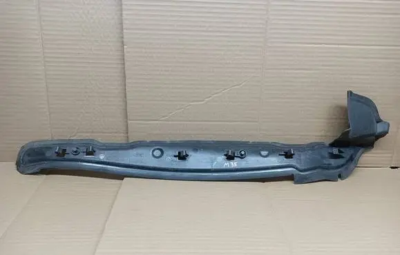 Skoda Superb B8 (3V) Fender foam support/seal 3V0821111B
