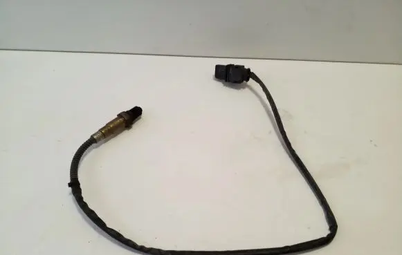 Volkswagen Amarok Lambda probe sensor 03L906262AB 0281004498 0281004499