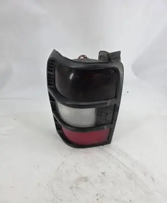 Mitsubishi Pajero Rear/tail lights 003885