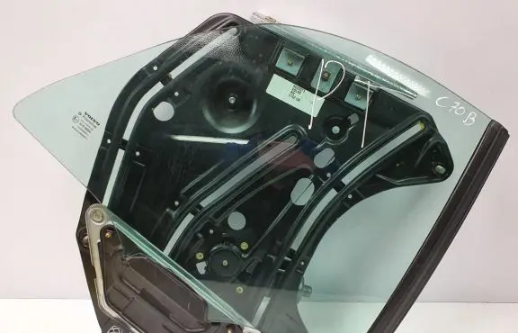 Volvo C70 Rear window lifting mechanism without motor