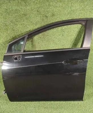 Chevrolet Cruze II Front door