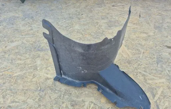 Volkswagen Golf Plus Front wheel arch liner splash guards 1K0805911F