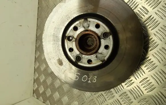 Peugeot 3008 II Rear wheel hub G0749028870