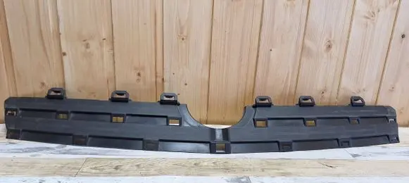 Opel Insignia A Front bumper upper radiator grill 13282567 551004542
