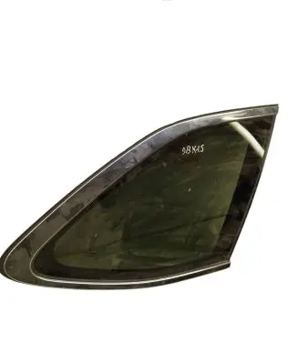 Subaru Outback (BS) Rear side window