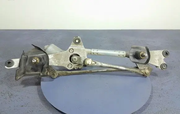 Suzuki SX4 Front wiper linkage and motor 3811061M00