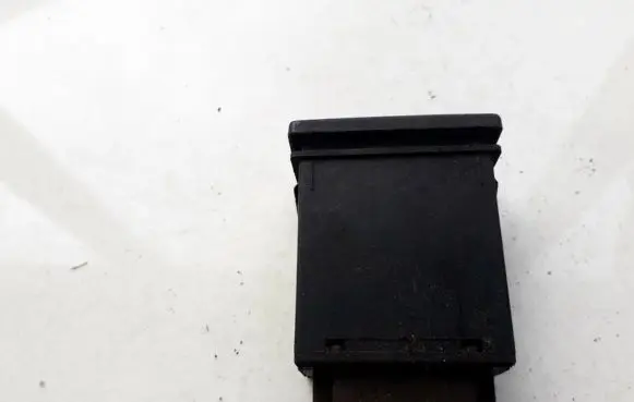 Windscreen/window heater switch