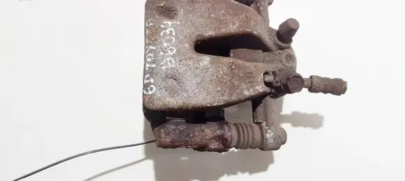 Toyota Avensis T250 Rear brake caliper 0204y01338