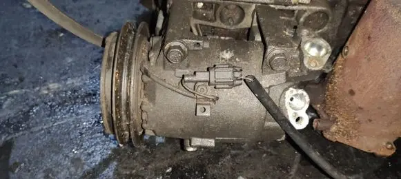 Nissan Almera N16 Air conditioning (A/C) compressor (pump) 92300BN300 EA05045010