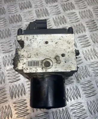 Volkswagen PASSAT B6 ABS Pump 3C0614095N 15594402D 15594302