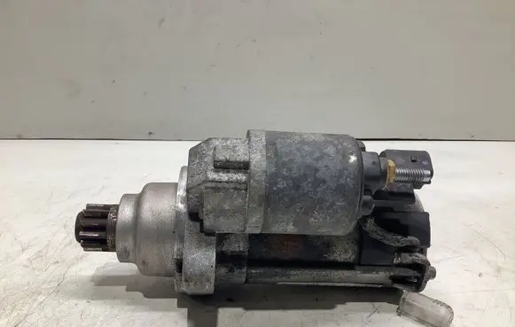Volkswagen PASSAT B7 Starter motor 0AM911023T TS12ER22M