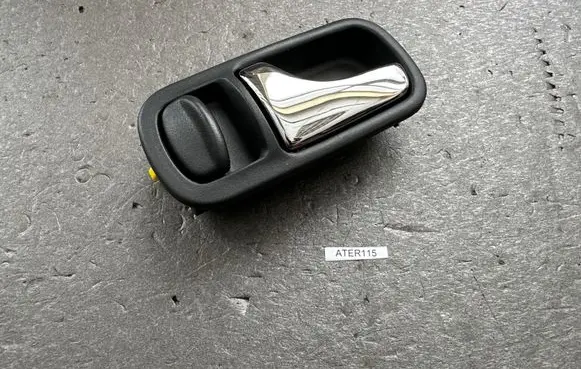 Nissan Terrano Front door interior handle 806710X001