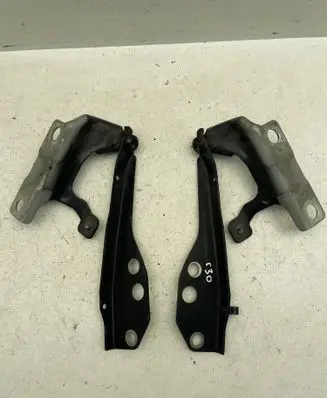 Volvo C30 Engine bonnet/hood hinges 30753597 30753598