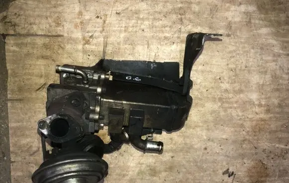 Audi A6 S6 C6 4F EGR valve cooler 059131063D