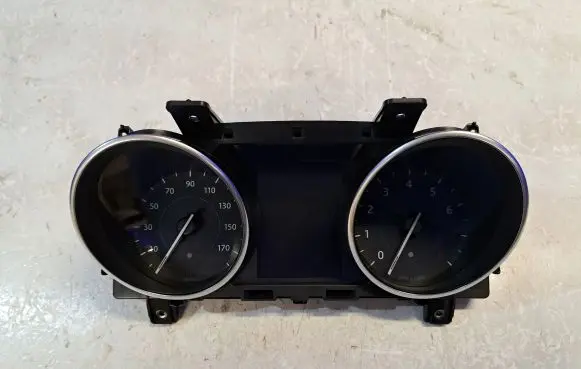 Jaguar XE Speedometer (instrument cluster) HX7310849AE