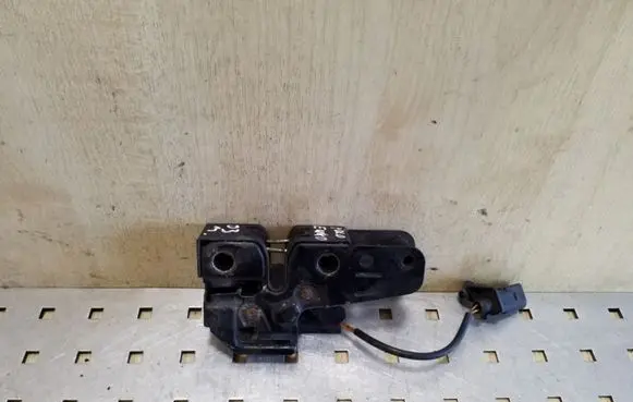 Volkswagen Polo Engine bonnet/hood lock/catch