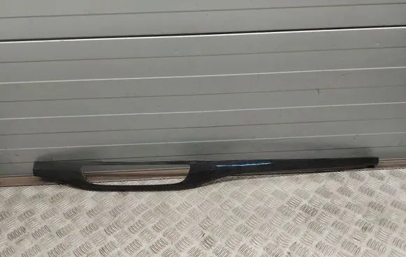 Audi Q7 4M Dashboard glove box trim 4M1853190 4M1853190C