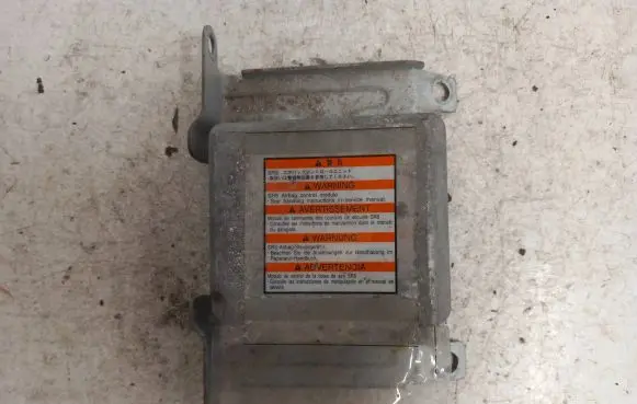 Subaru Forester SG Airbag control unit/module 98221SA140 1523008331 XDQ1G020229