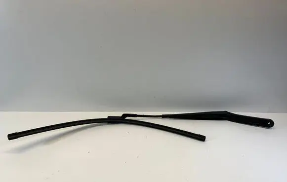 Volkswagen Golf VII Front wiper blade arm 5G1955409D 5G1955425E