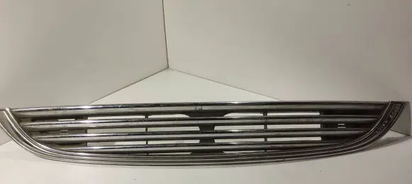Mini One - Cooper R50 - 53 Front bumper upper radiator grill 1490374