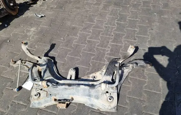 Nissan Note (E11) Front suspension assembly kit set 