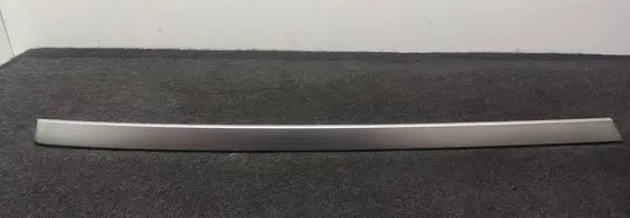 Mercedes-Benz E W212 Front door trim bar A2077270422